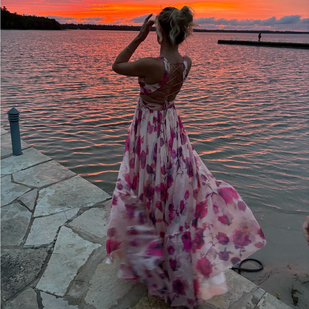 Floral Pink / Red Maxi dress